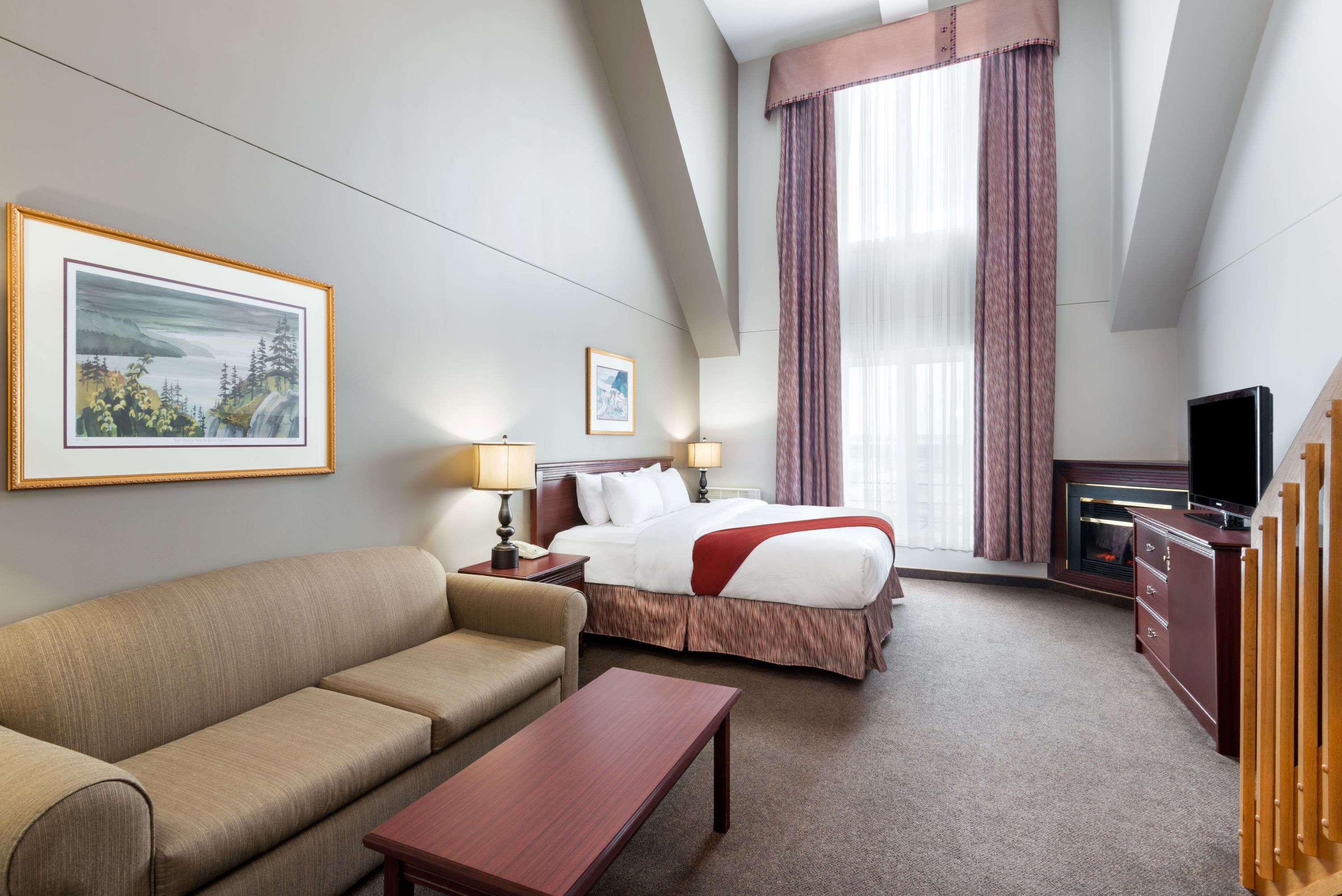 Ramada Plaza By Wyndham Gatineau/manoir Du Casino